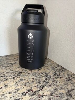 HydroJug 64oz Matte Black Insulated Jug
